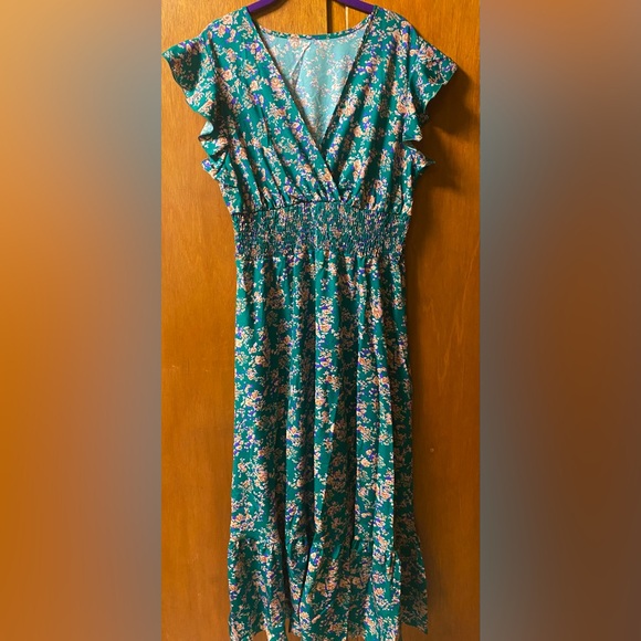 Women’s New Floral Print Maxi Dress - Picture 3 of 11